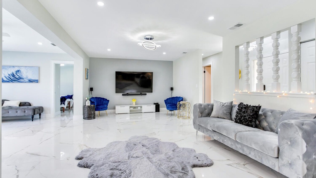 Photo of Livingroom in Palm Harbor