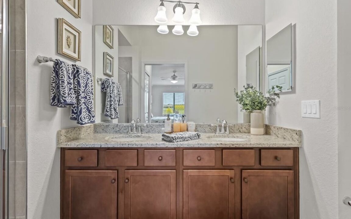 Photo of Bathroom in Lakewood Ranch