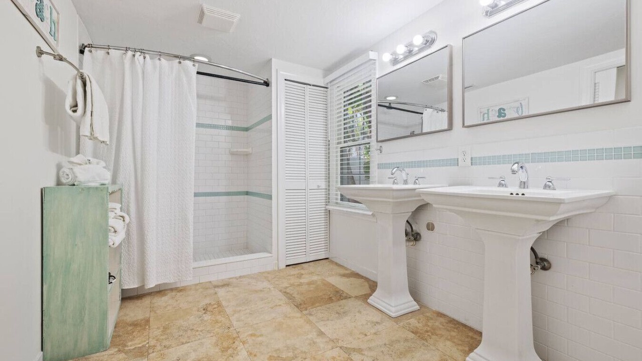 Photo of Bathroom in Ilexhurst