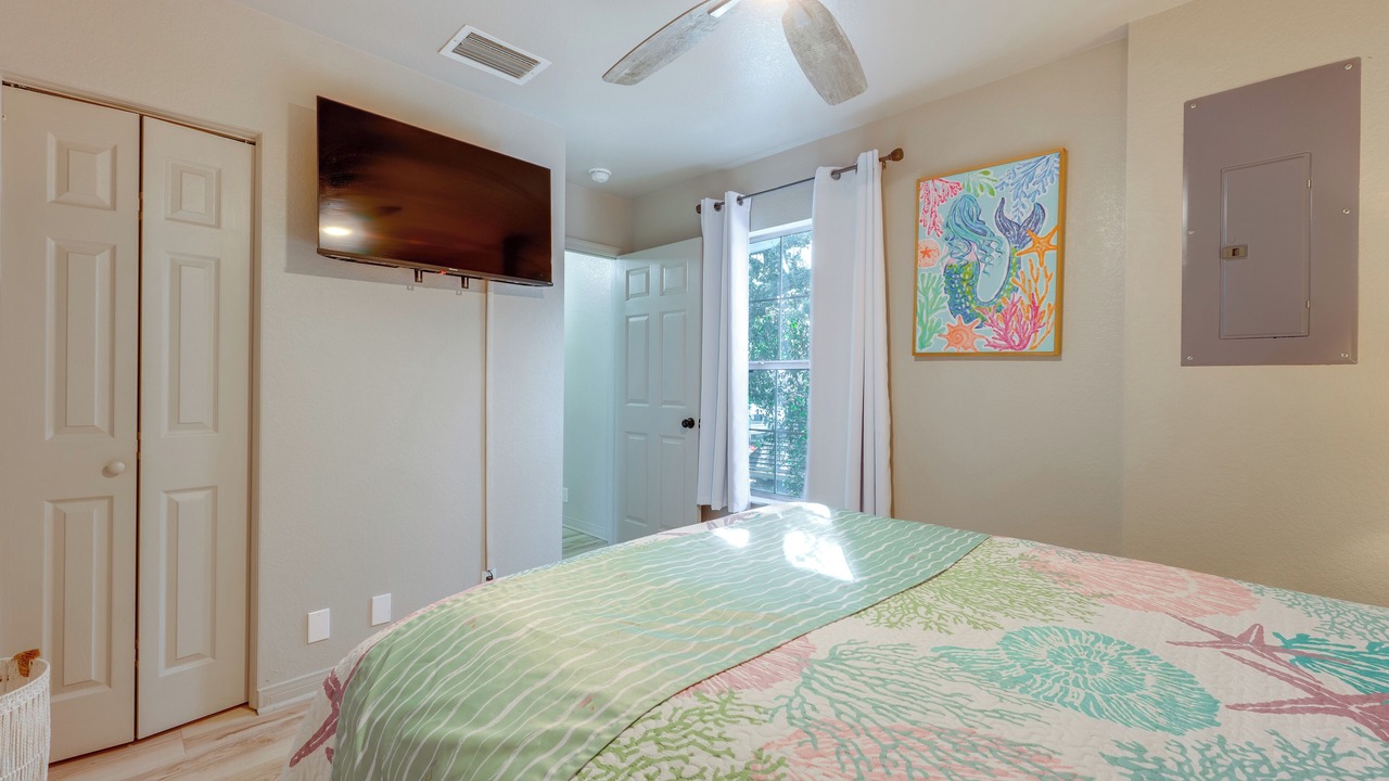 Photo of Bedroom in Weeki Wachee Gardens