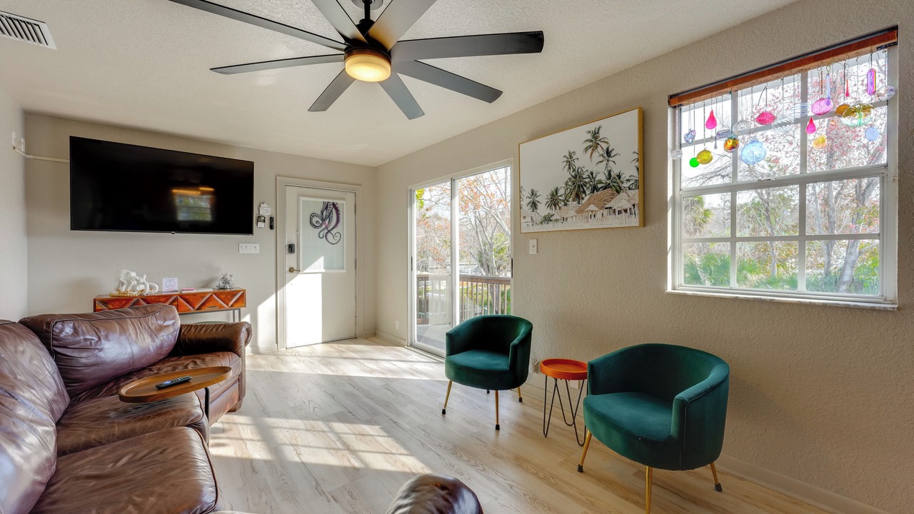 Photo of Bedroom in Weeki Wachee Gardens