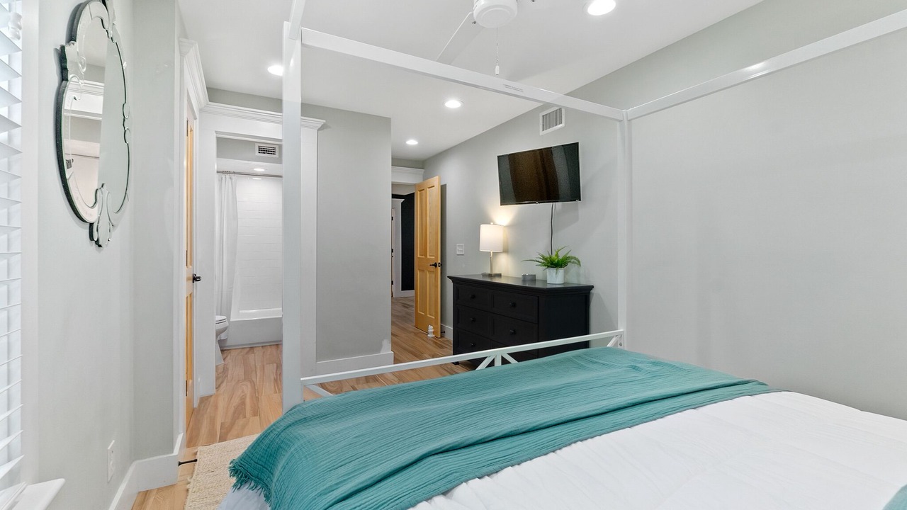 Photo of Bedroom in Downtown Historic District
