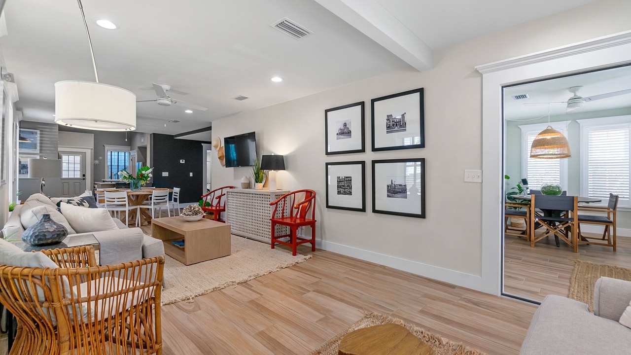 Photo of Livingroom in Downtown Historic District