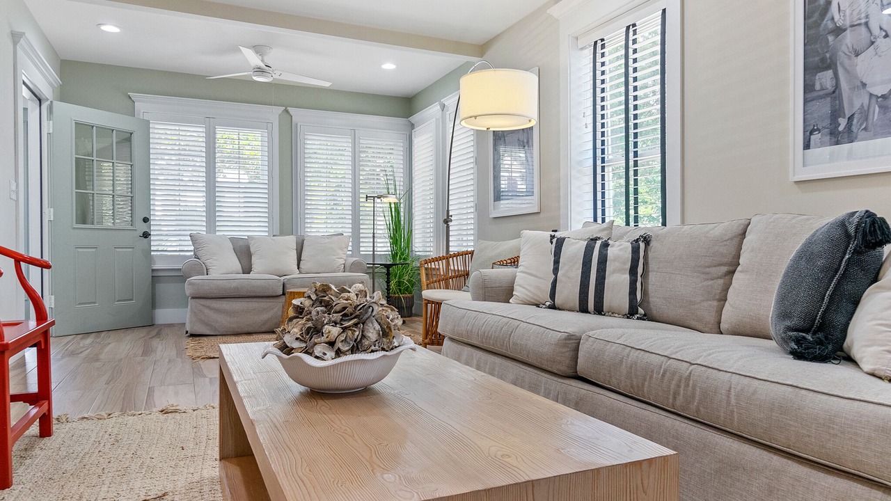 Photo of Livingroom in Downtown Historic District
