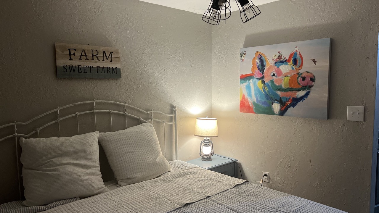 Photo of Bedroom in Bayou Oaks