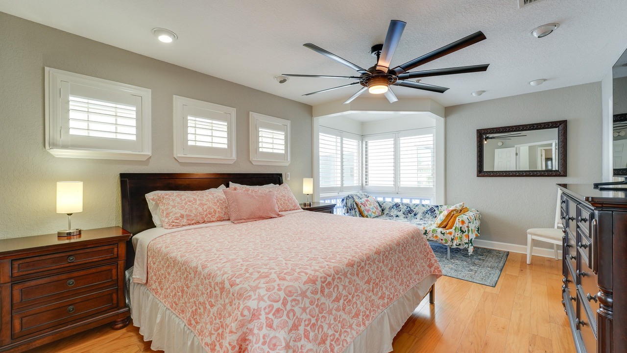 Photo of Bedroom in Bay Esplanade