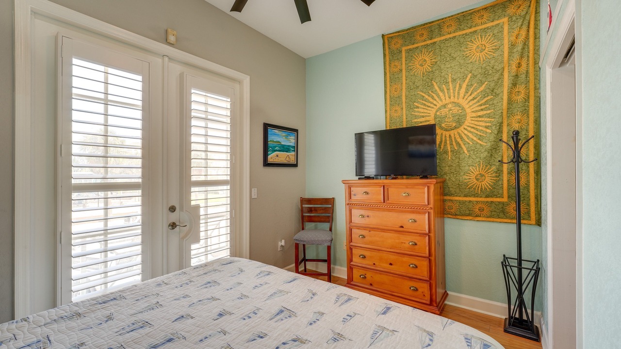 Photo of Bedroom in Bay Esplanade