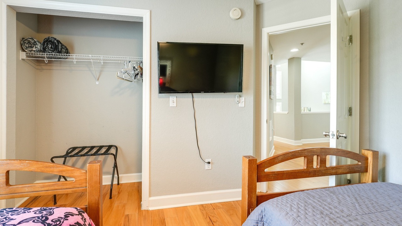 Photo of Bedroom in Bay Esplanade