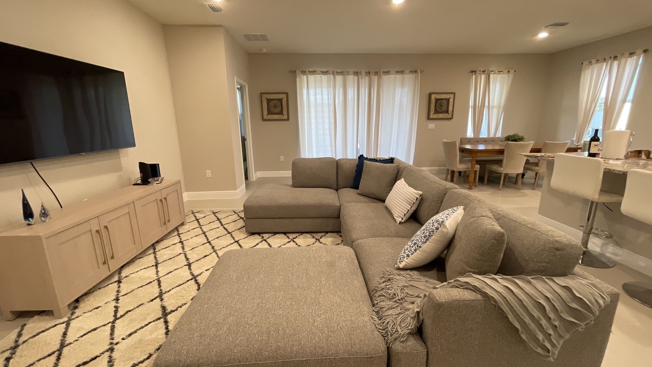 Photo of Livingroom in Apollo Beach