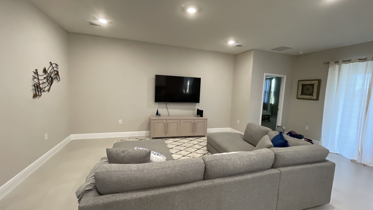 Photo of Livingroom in Apollo Beach