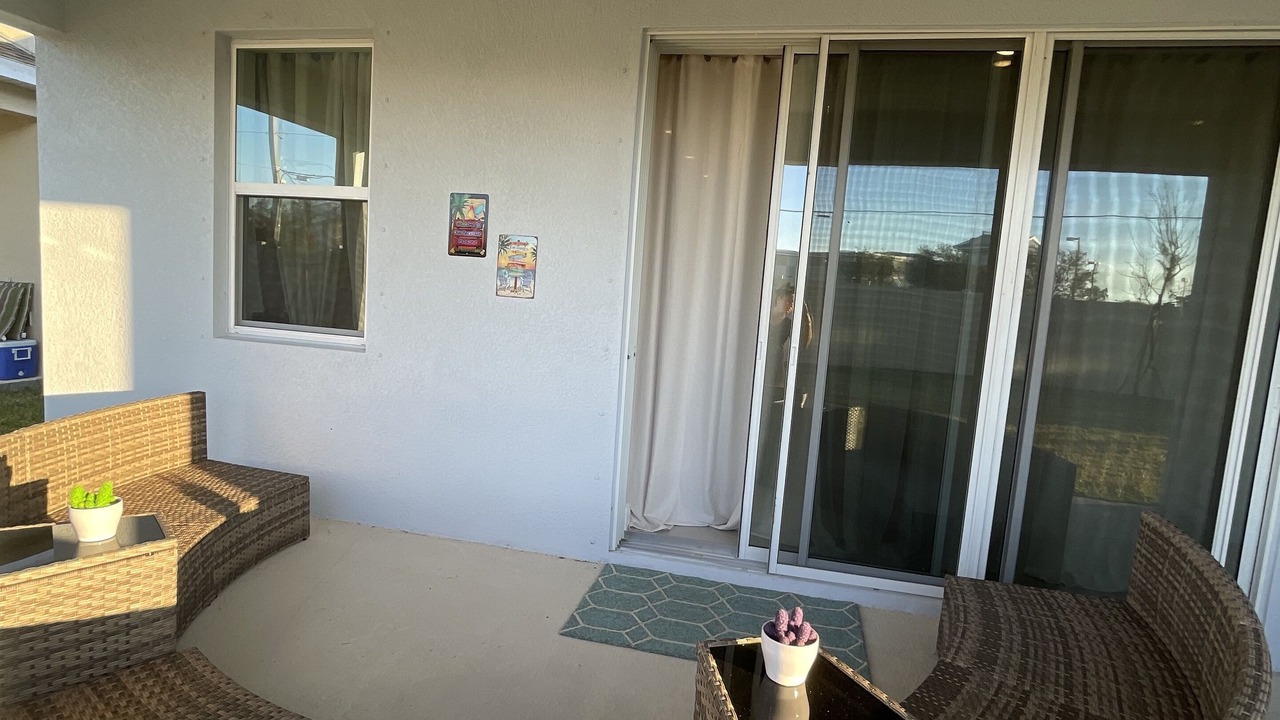 Photo of Patio Balcony in Apollo Beach