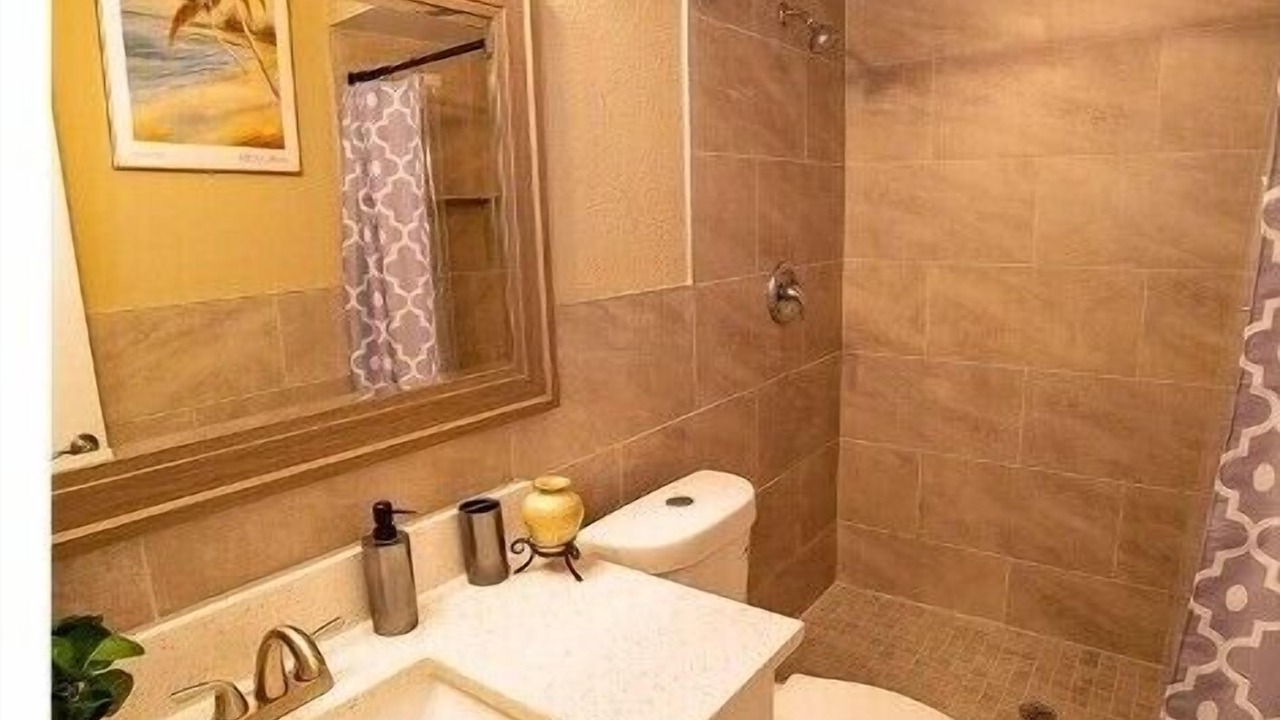 Photo of Bathroom in Deltona Lakes