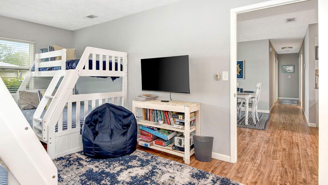 Photo of Bedroom in Butler Beach