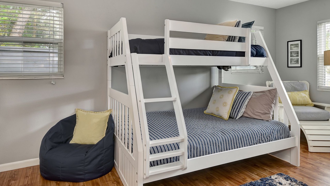 Photo of Bedroom in Butler Beach