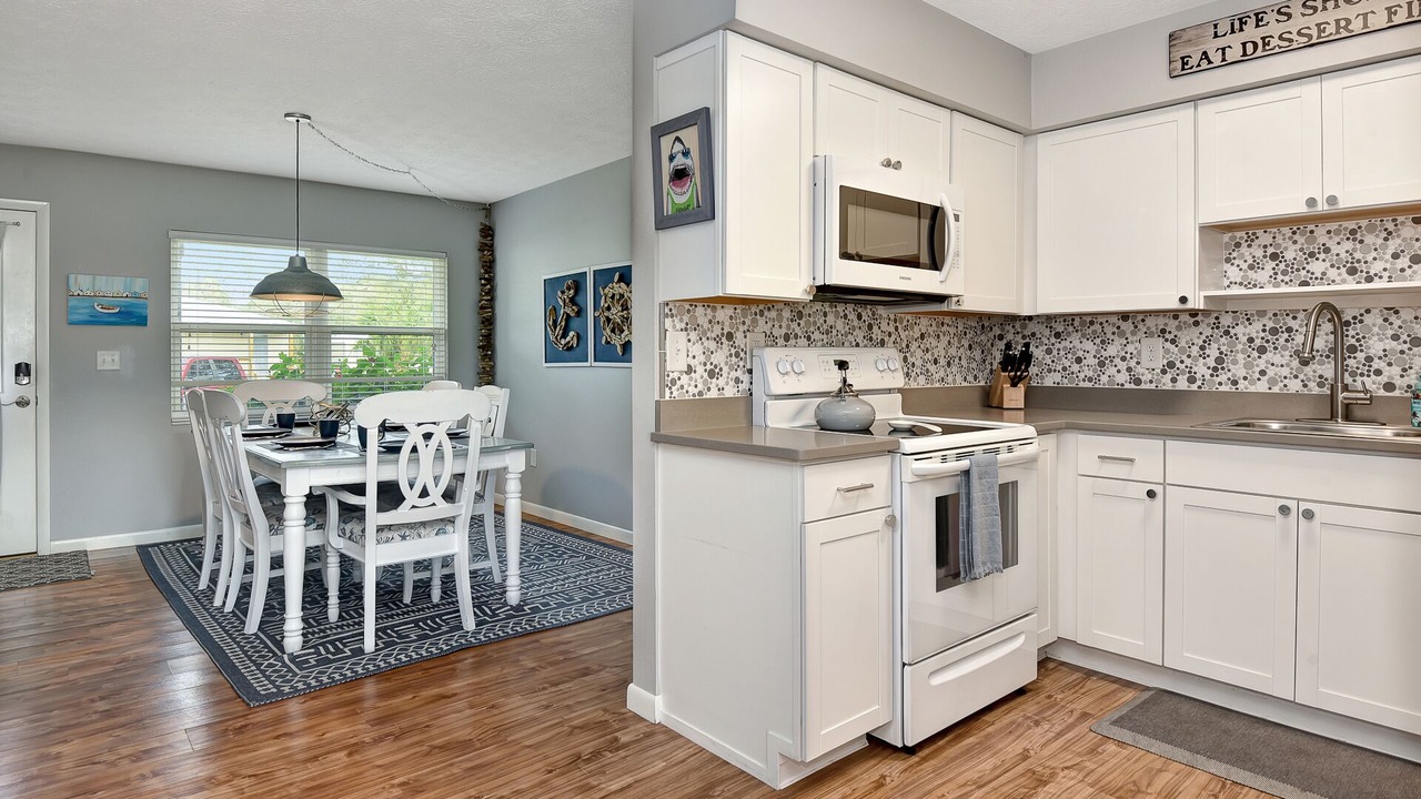 Photo of Kitchen in Butler Beach