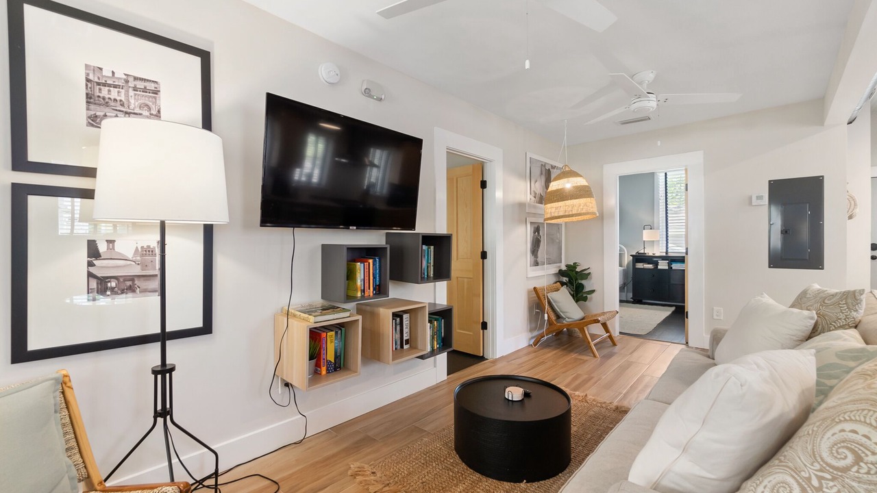 Photo of Livingroom in Downtown Historic District