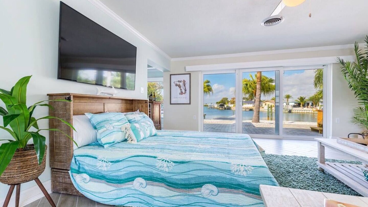 Photo of Bedroom in Indian Rocks Beach
