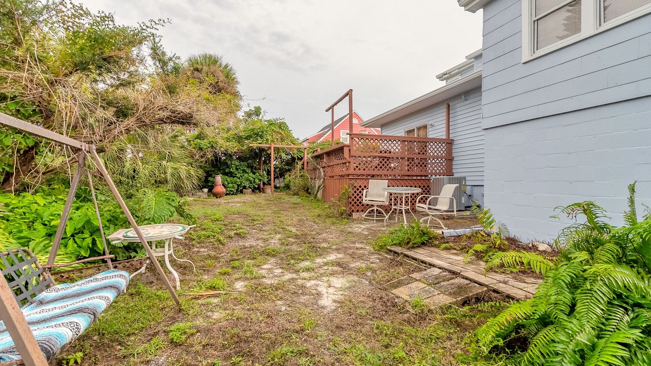 Photo of Patio Balcony in South Peninsula Historic District
