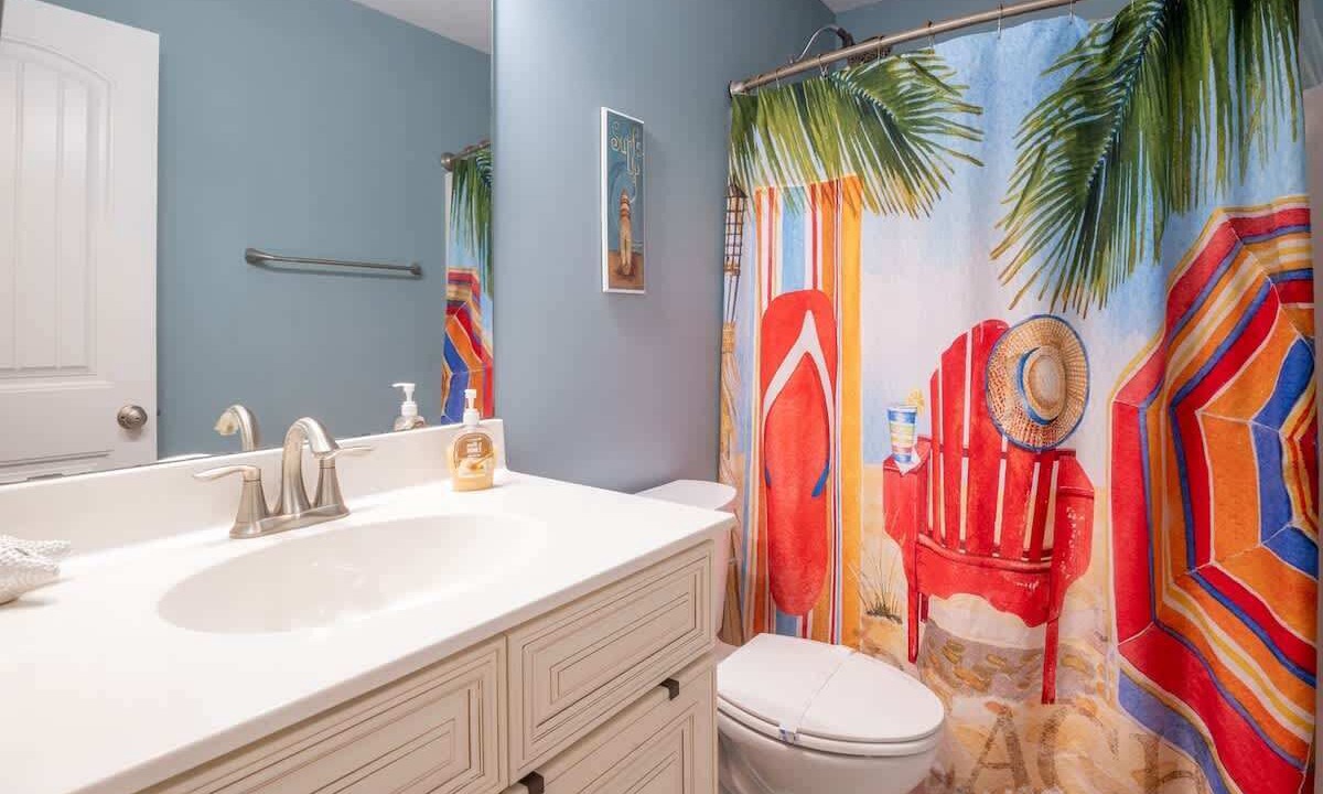 Photo of Bathroom in Tranquil Harbour