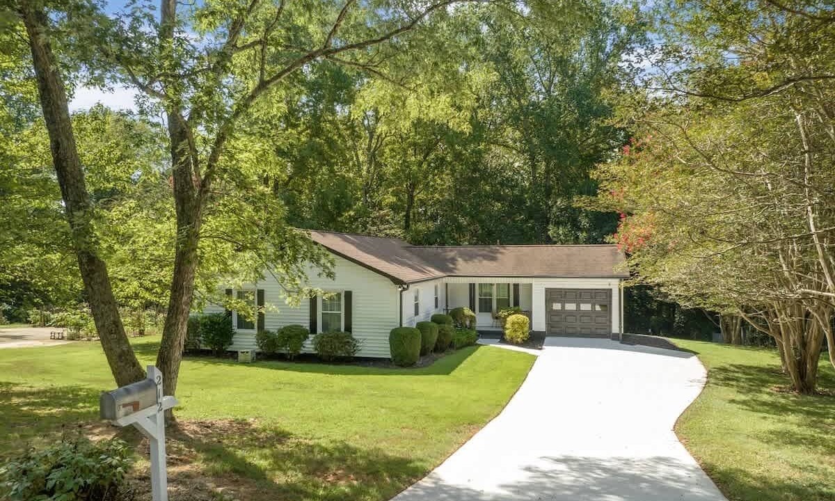 Photo of Outdoor in Greenville