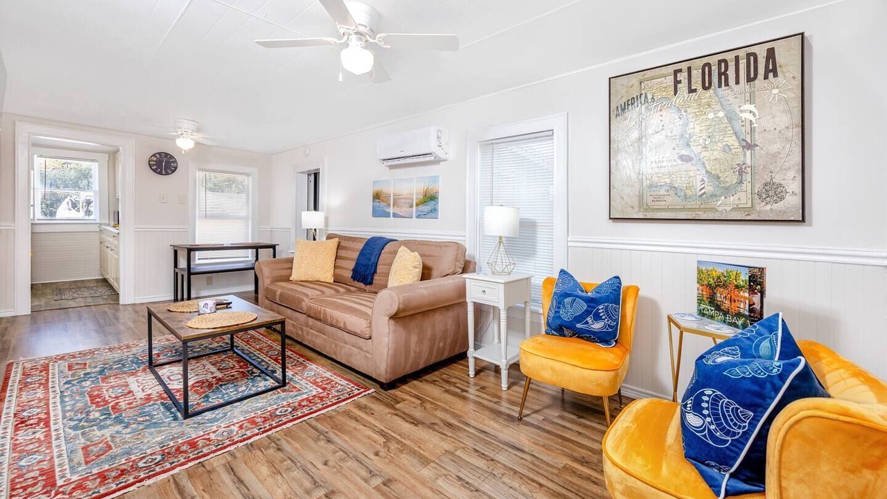 Photo of Livingroom in Ozona