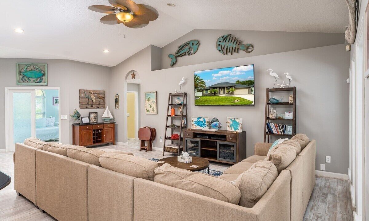 Photo of Livingroom in Vilano Beach