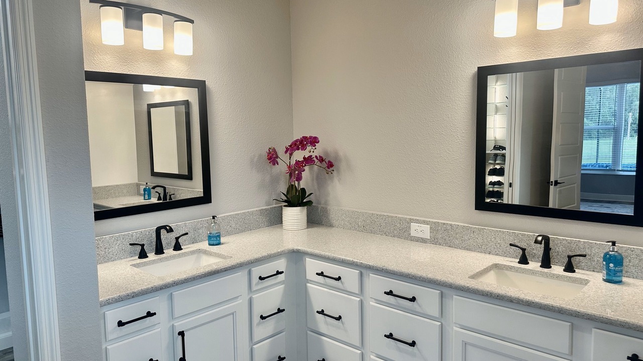 Photo of Bathroom in Okahumpka