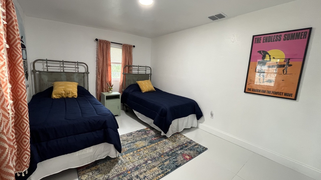 Photo of Bedroom in Edgewater