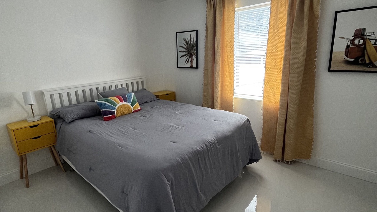 Photo of Bedroom in Edgewater