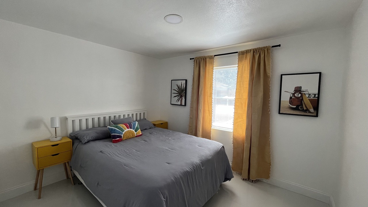 Photo of Bedroom in Edgewater