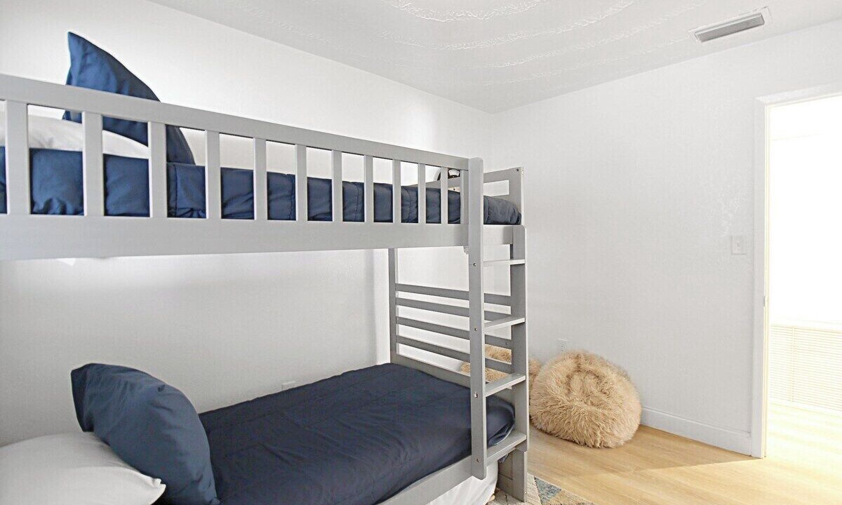 Photo of Bedroom in Sarasota Springs