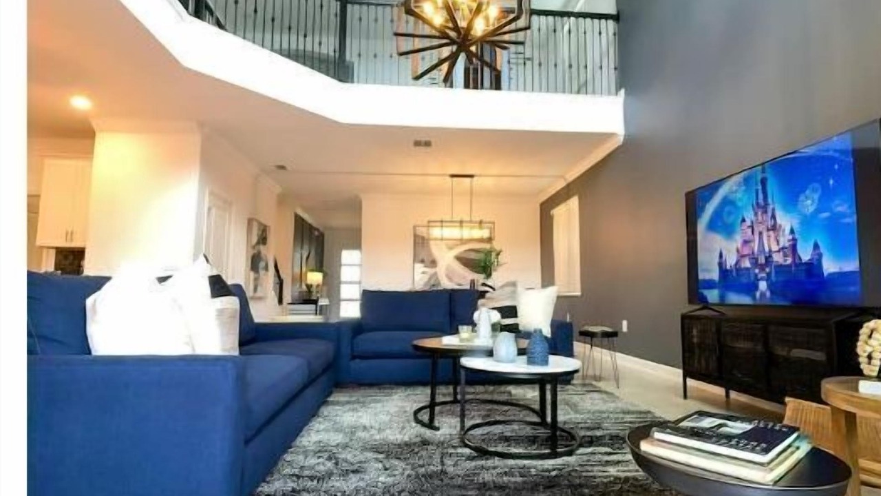 Photo of Livingroom in Four Corners