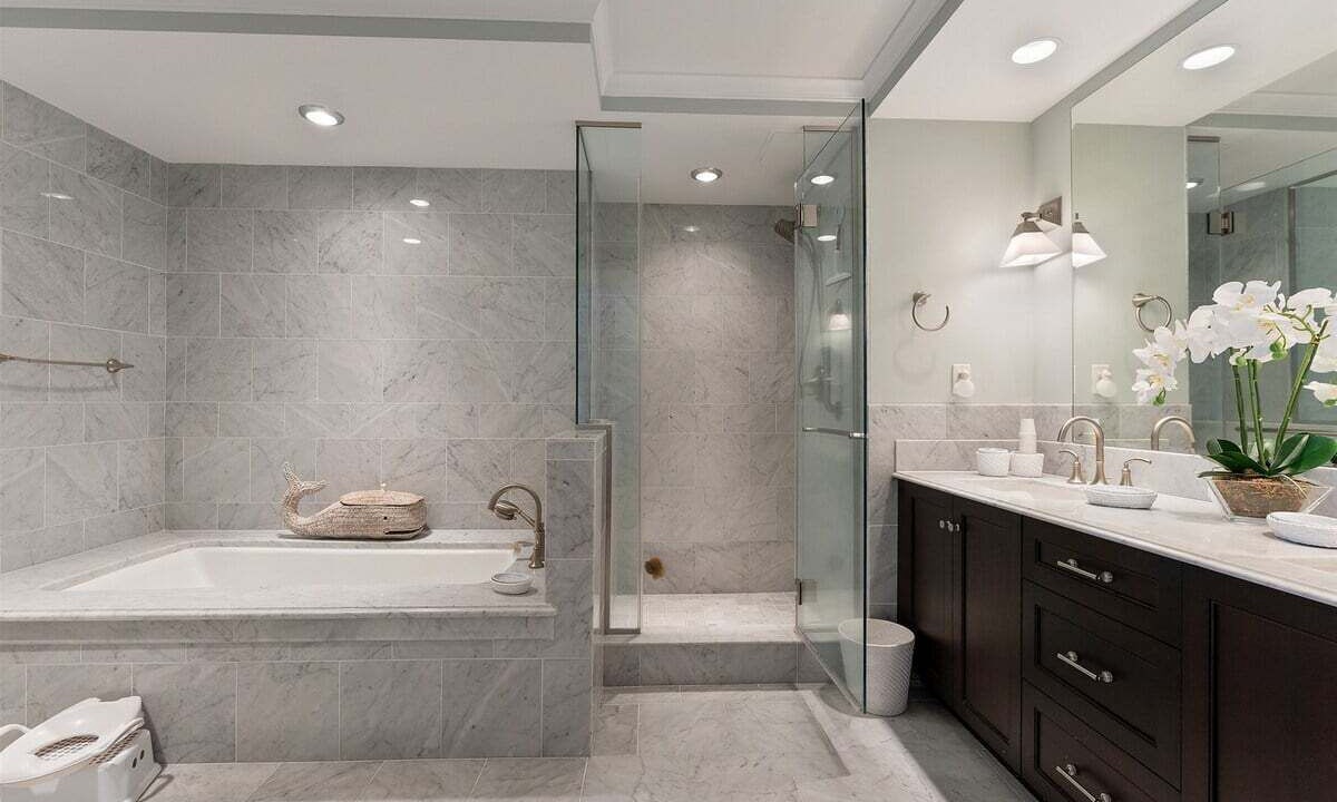Photo of Bathroom in Diamond Beach