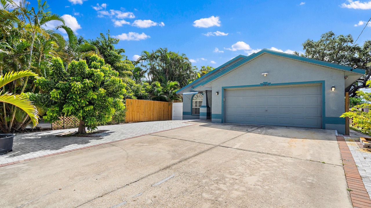 Photo of Outdoor in Pinellas Park