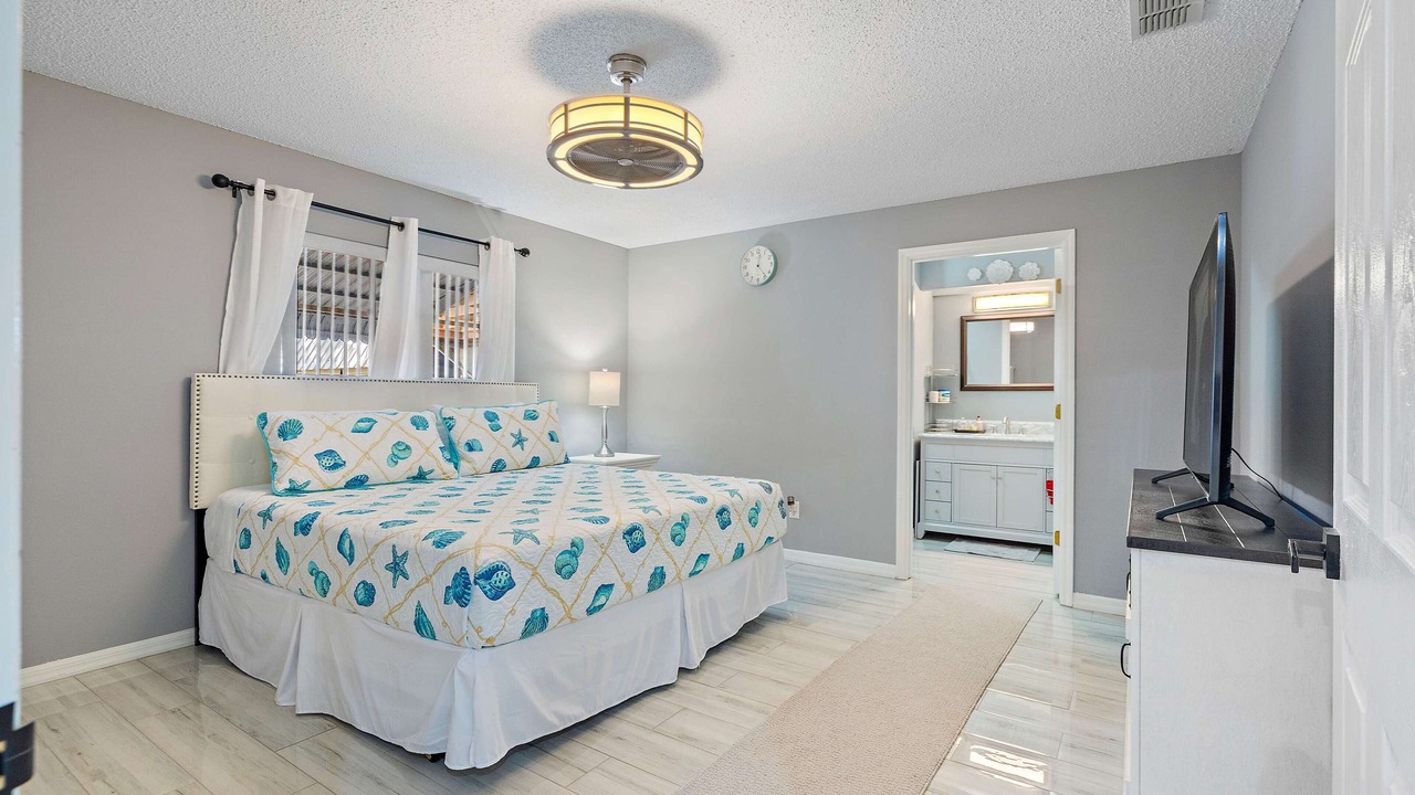 Photo of Bedroom in Pinellas Park