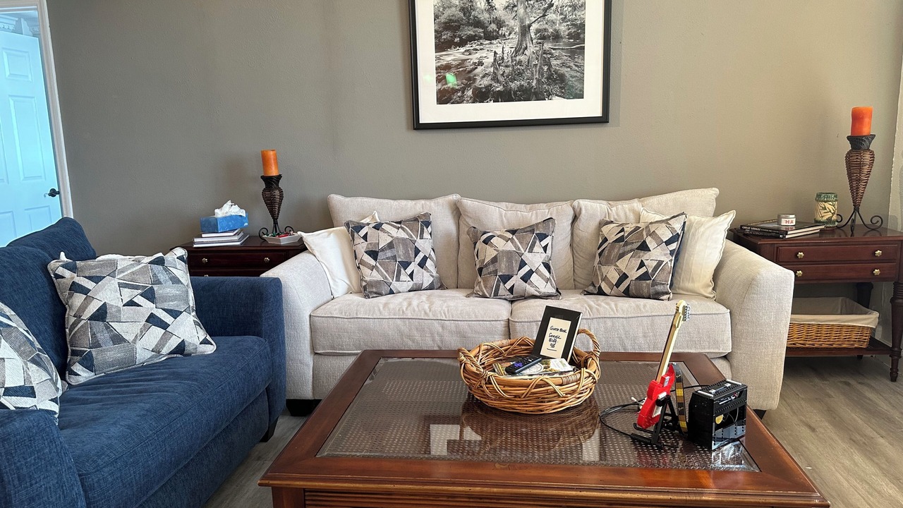 Photo of Livingroom in Pleasant Street