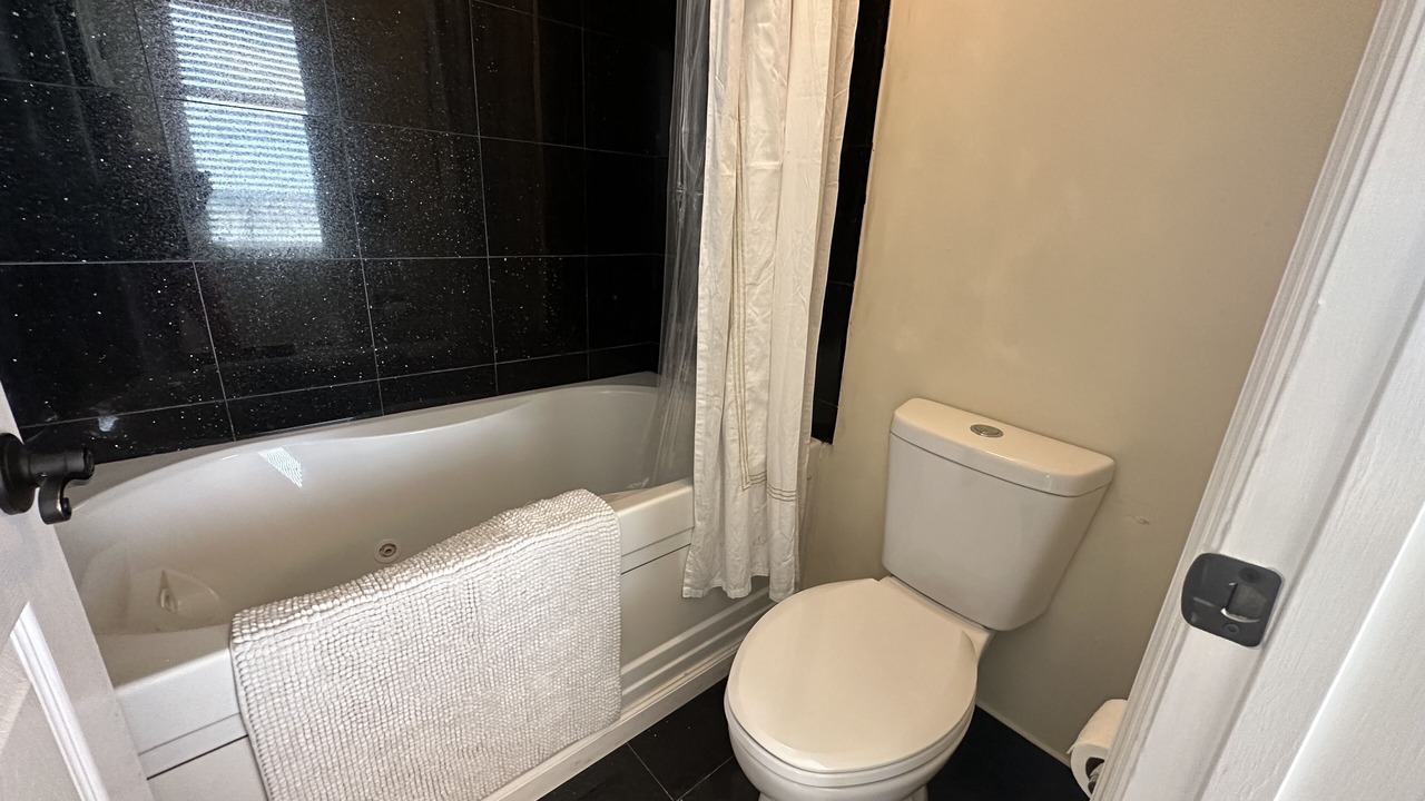 Photo of Bathroom in Pleasant Street