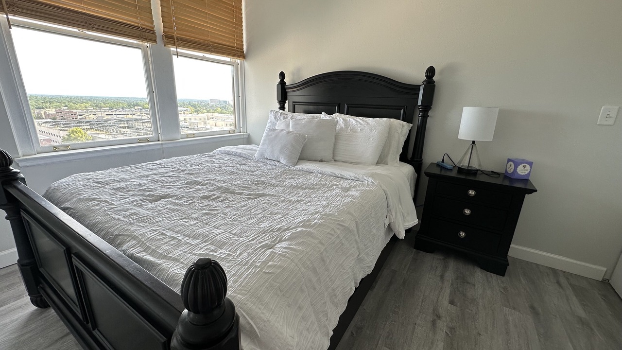 Photo of Bedroom in Pleasant Street