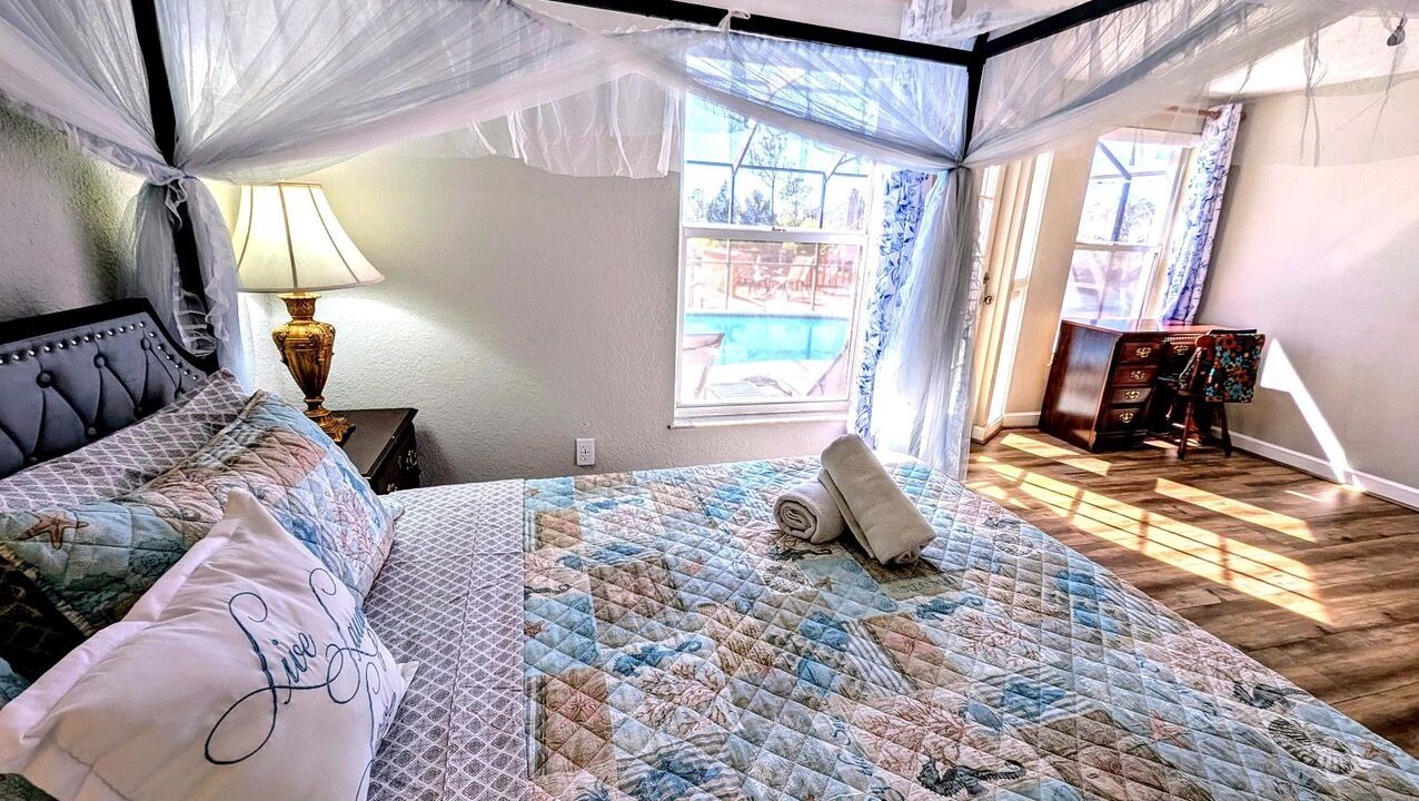 Photo of Bedroom in Forest Hills