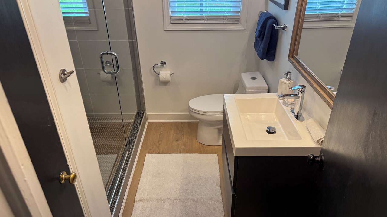 Photo of Bathroom in Drayton