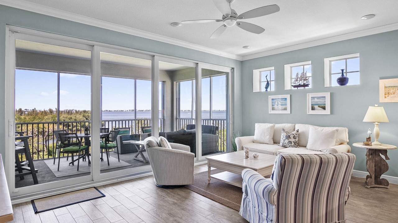 Photo of Livingroom in Whitney Beach