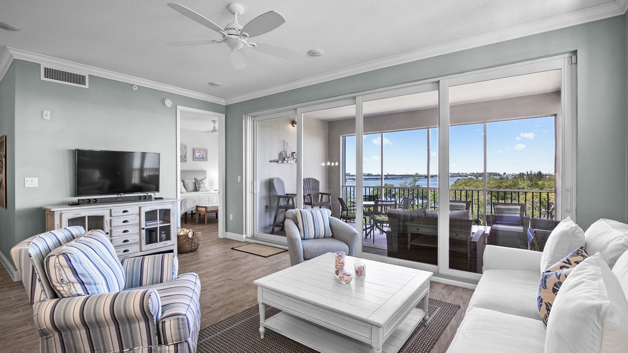 Photo of Livingroom in Whitney Beach