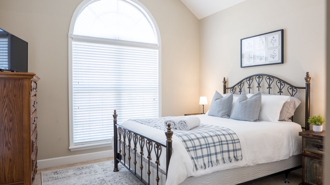 Photo of Bedroom in Valdosta