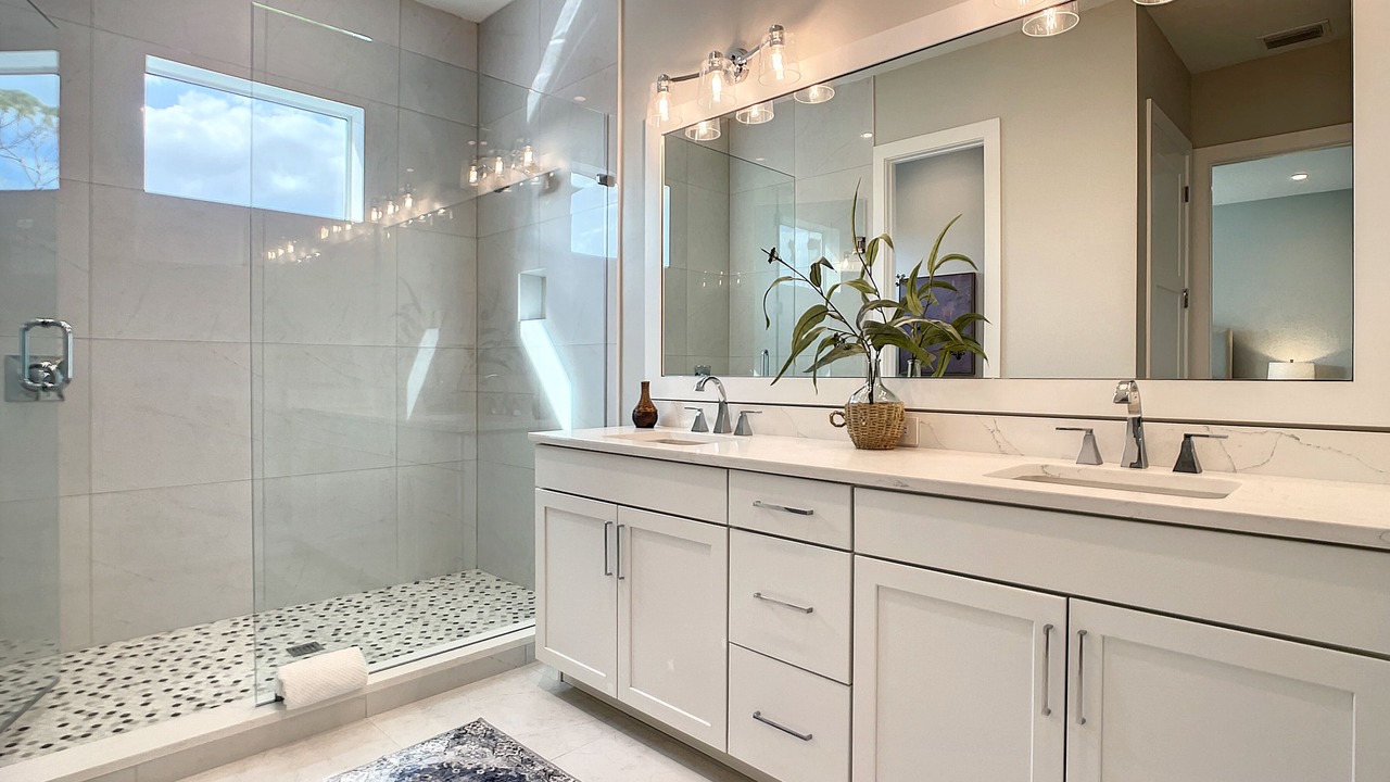 Photo of Bathroom in New Smyrna Beach