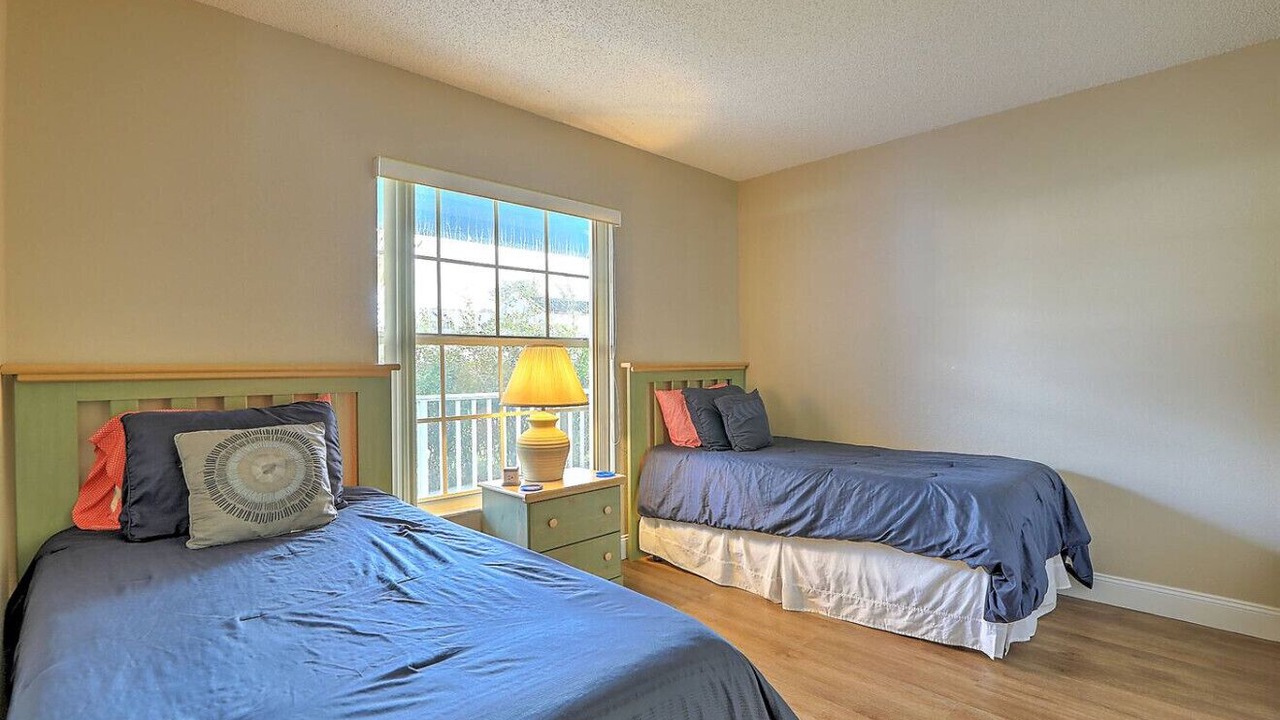 Photo of Bedroom in Florida Pines