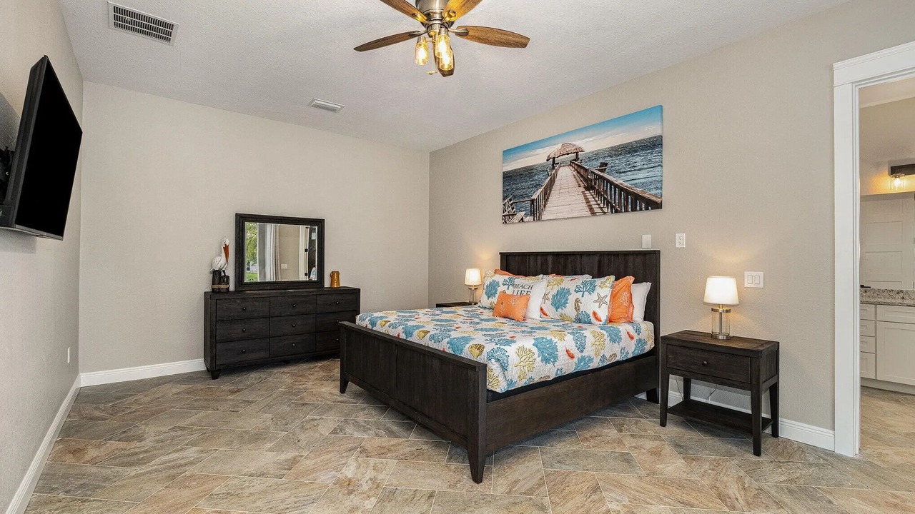 Photo of Bedroom in Venetian Way