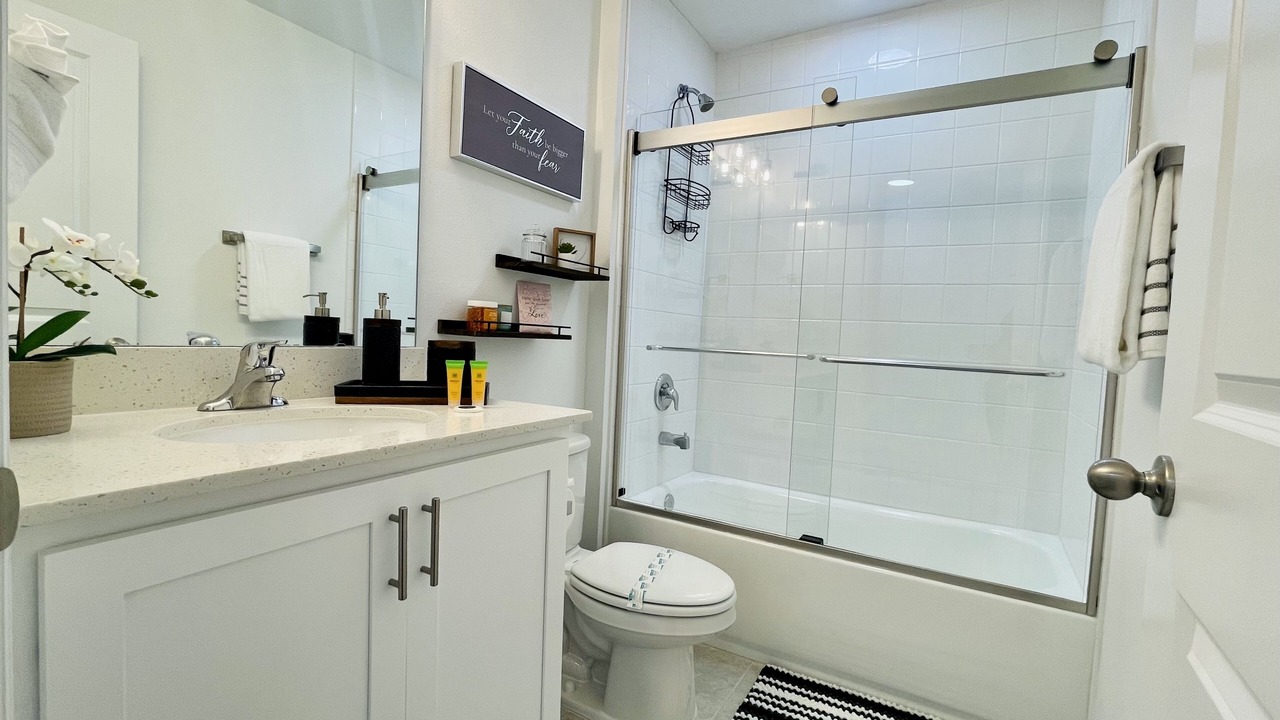 Photo of Bathroom in Davenport