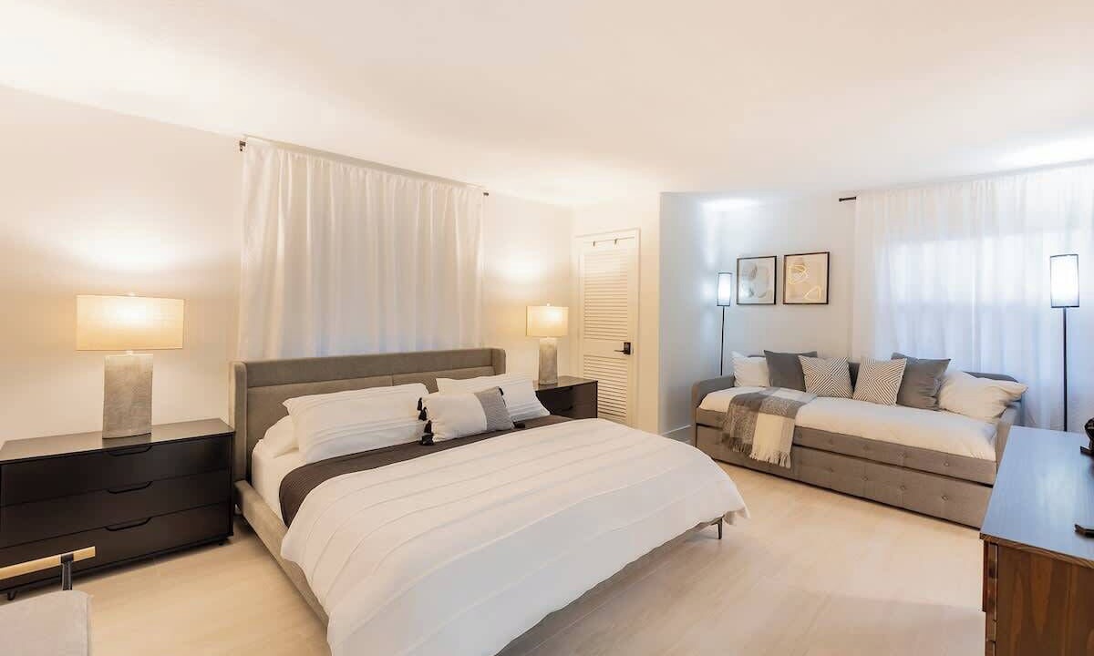Photo of Bedroom in New Smyrna Beach