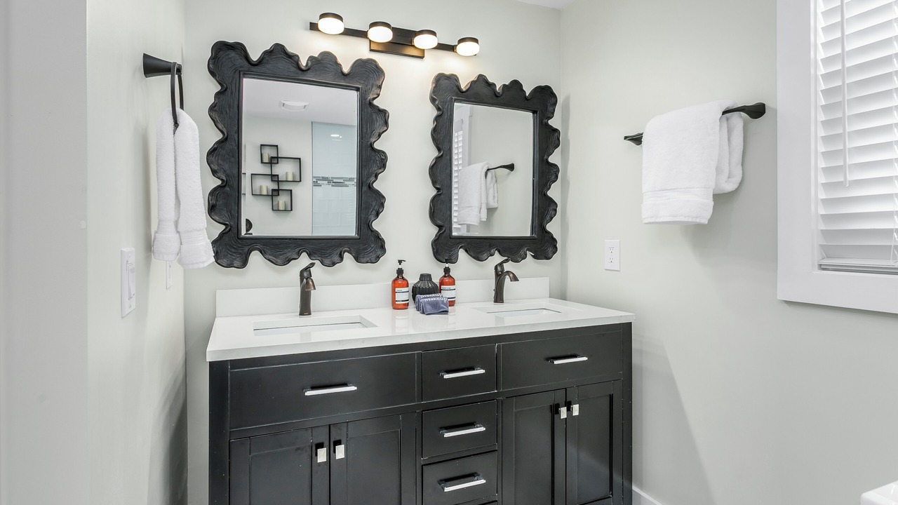 Photo of Bathroom in Sunset Beach