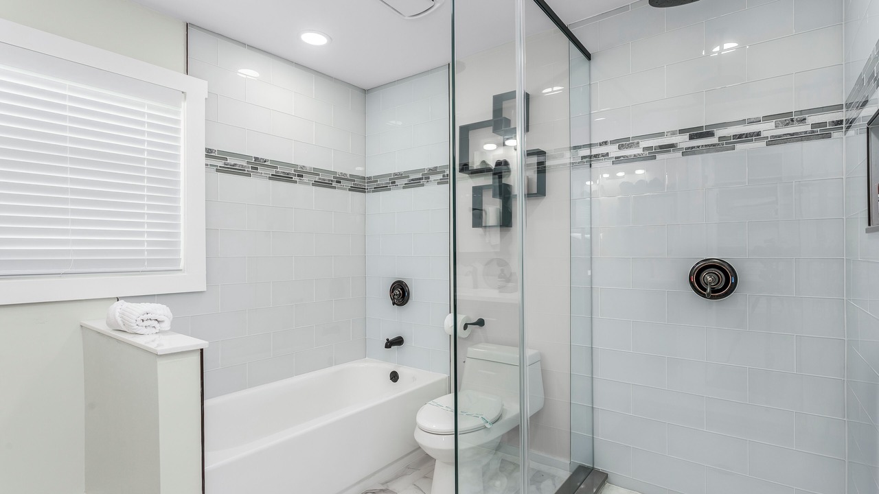 Photo of Bathroom in Sunset Beach